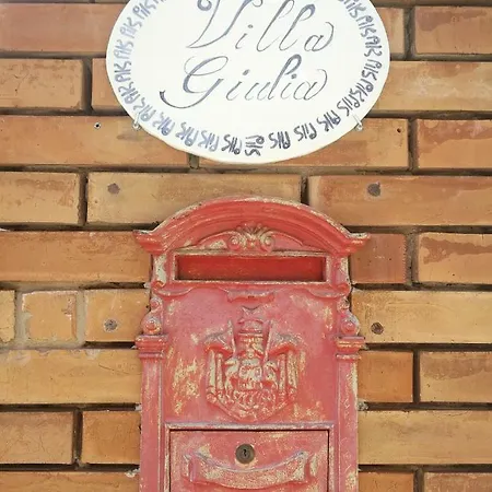 Giulia Semesterbostad Giulianova